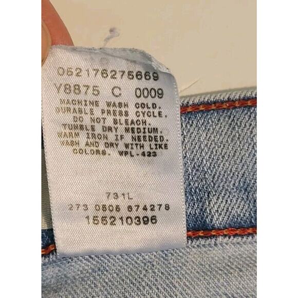 Y2k Levi's 512 Women's Jeans Size 16 M Slim Tapered Fit Blue Light Wash - Picture 4 of 8
